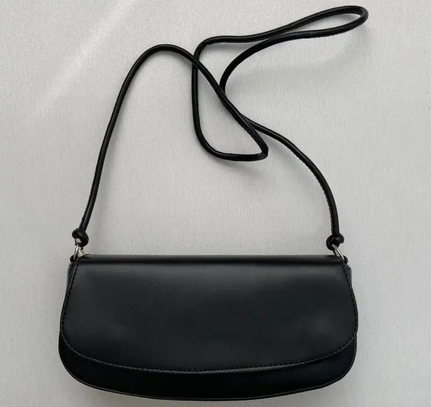 کیف اسپرت زنانه مدل مندیو